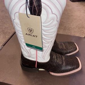 Brand New Ariat Boots